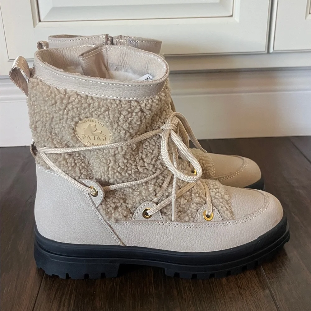 NWT PAJAR Maxine Waterproof Insulated Ice Gripper Boots